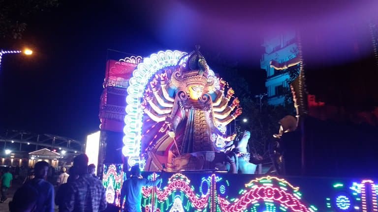 Red road carnival
