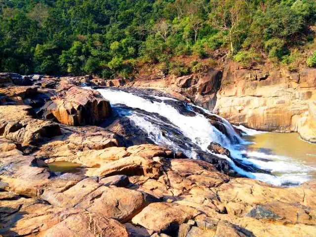 Putudi Waterfall
