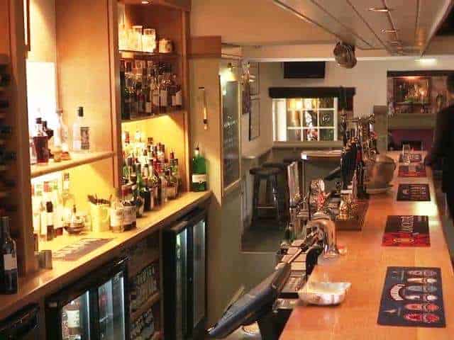 Cartford Inn Bar