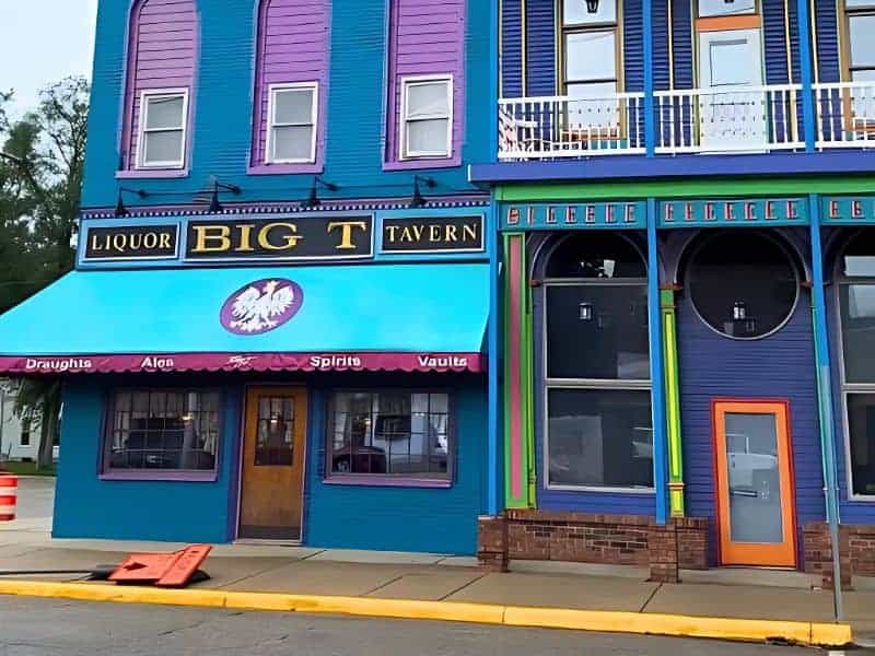 Big T Restaurant at Lawton