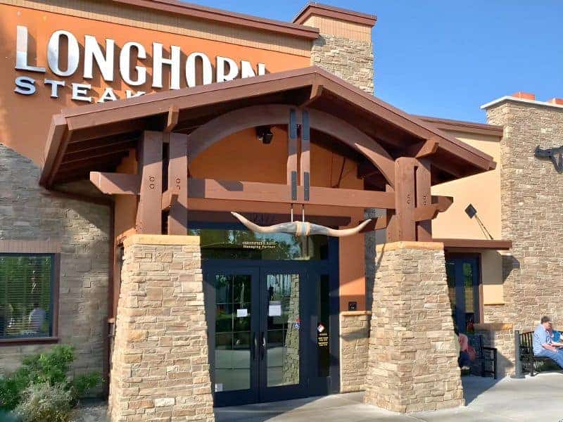 LongHorn Steakhouse in Westland